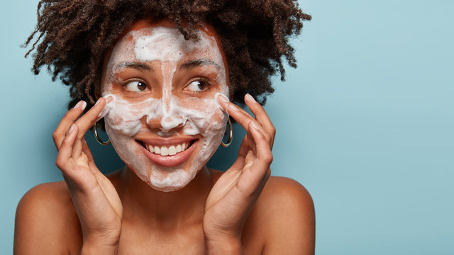 Every facial cleanser explained for skin