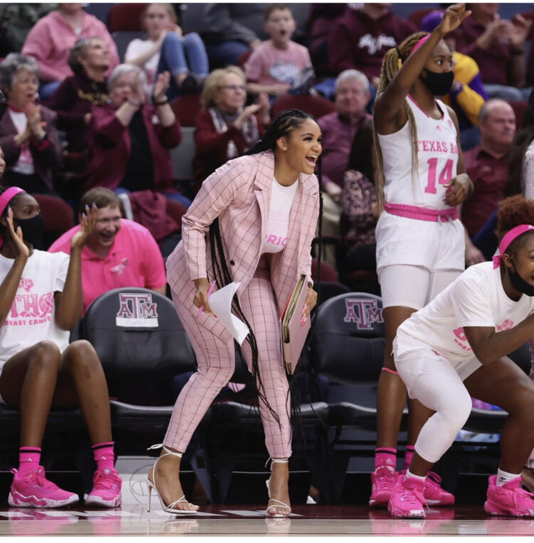 Twitter Defends Basketball Coach After Trolls Criticize Her Game Day Outfit
