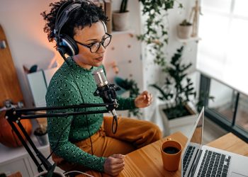 3 Creative, Introvert-Friendly Ways To Make Money From Social Media That Don’t Involve Being An Influencer