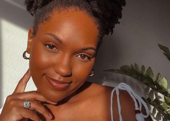 Why A Better Pre-Poo Routine Is The Answer To Chronically Dry Type 4 Hair