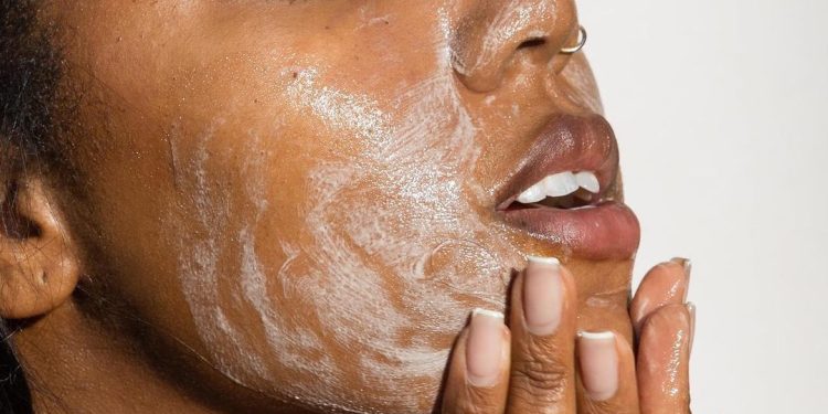 Avoid Dry, Chapped Skin This Season With These 3 Tips