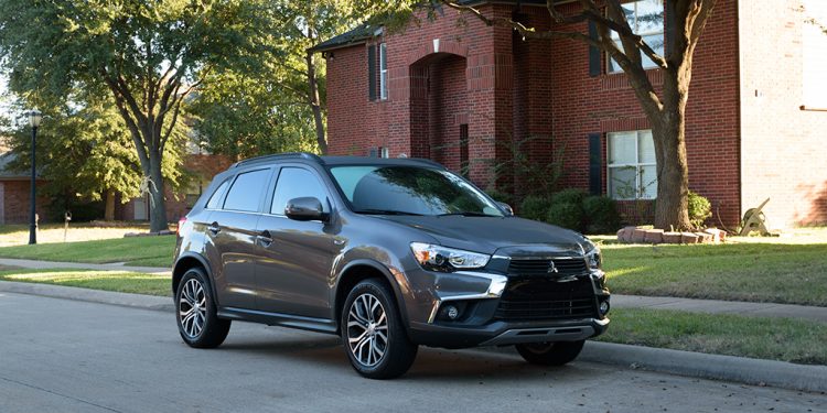 Our ‘Moving’ Weekend Experience With The 2017 Mitsubishi Outlander Sport SEL