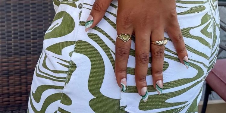 Beauty On A Budget: 4 Of The Best Press-On Nails To Try At Home