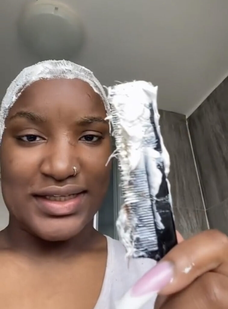 Woman Shaves Her Head Immediately After Realizing Her Hair Is Falling Out Due To Chemical Treatment