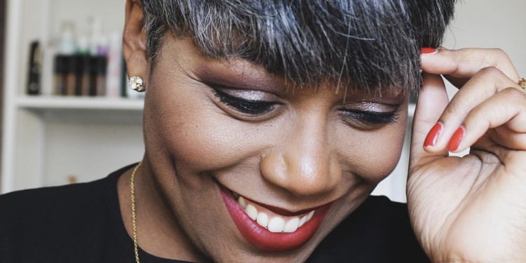Beauty Blogger “Gorgeous In Gray” Shared How She Cares For Her Gray Relaxed Hair With Allure