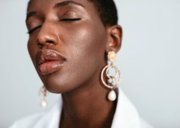 3 Scalp Conditioning Serums That’ll Have You Saying Goodbye To Dry Scalp For Good