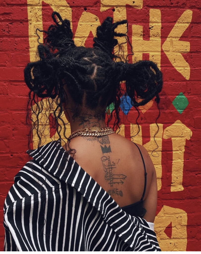 This Basquiat Inspired Style On Teyana Taylor's Locs Is So Cute - The back