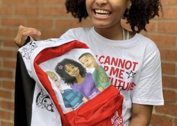 “Little Miss Flint”, Mari Copeny Distributes 1,000 Backpacks To Children In Need