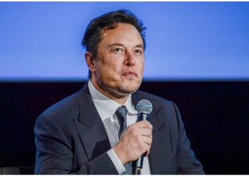 It’s Official! Elon Musk Owns Twitter, Fires CEO And CFO on The First Day