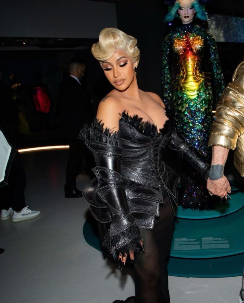 Cardi B Dons A Dramatic Cape At The Thierry Mugler Exhibit, 53% OFF
