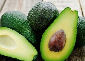 3 Avocado Rich Products That’ll Get Your Hair Right In Under 10 Minutes