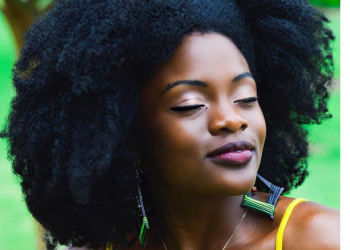 A No-Nonsense Method For Guaranteeing Soft Curls Regardless Of Hair Type