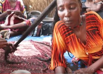 The Women Of Chad Share The Secret Behind Their Long Kinky Hair