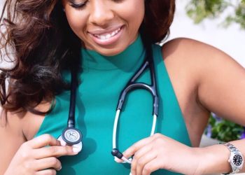 Dr. Ashley Roxanne Is The Youngest Black Osteopathic Doctor Ever