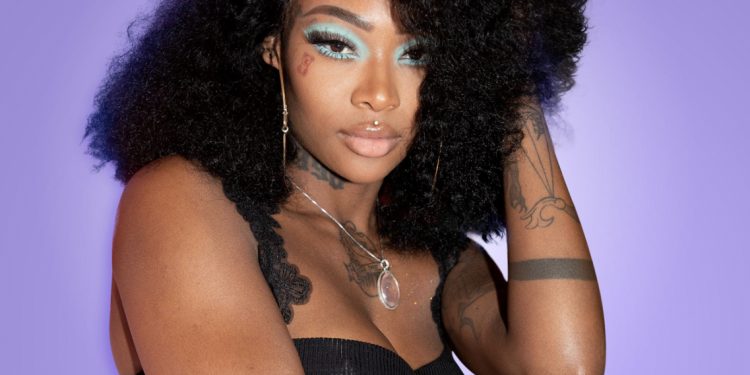 Summer Walker Shows Support for DaniLeigh “No Cap Whatever You Need Hit Me’