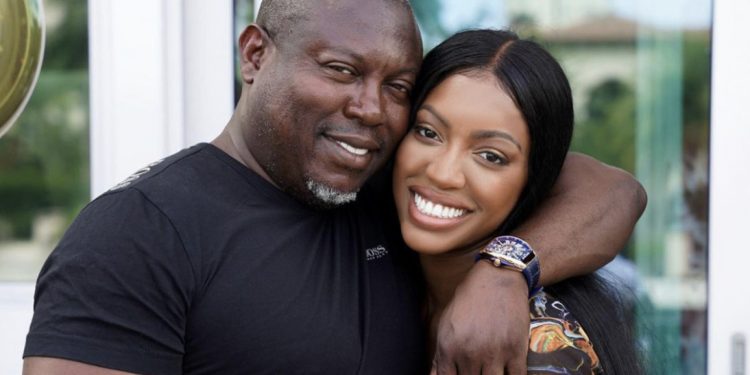 Porsha Williams Gets Emotional As She Buys Fiancé Simon Guobadia An Engagement Ring