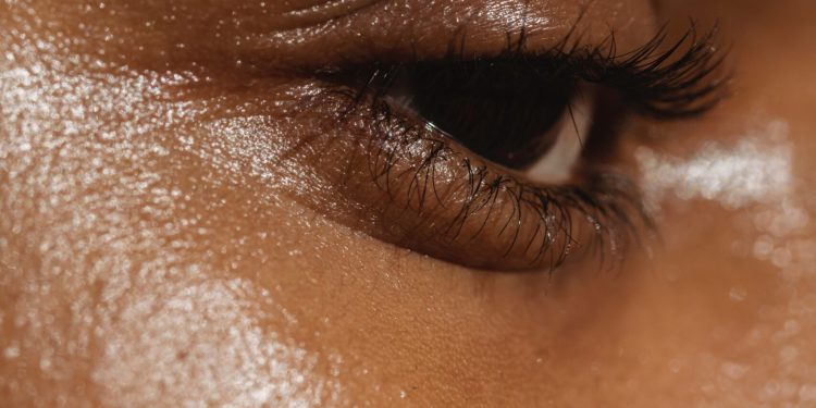 Interested In Getting A Lash Lift? Read This Guide First