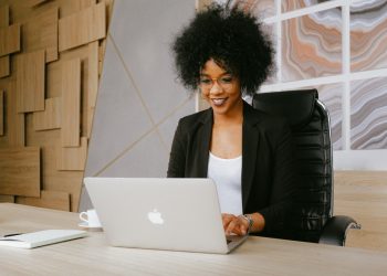 Now’s the Best Time to Open Your Own Beauty Business, Here’s Why