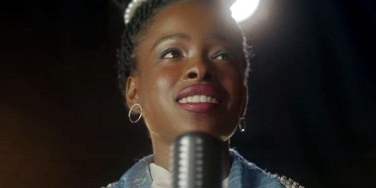 Amanda Gorman Kicks Off Super Bowl With Powerful Poem