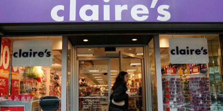 Claire’s Has Recalled Some Cosmetic Products After Testing Positive For Asbestos