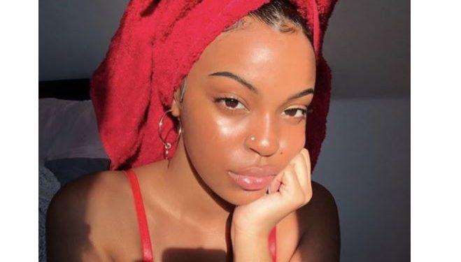 4 products You Should Try To Get Glowy, Plump Skin!