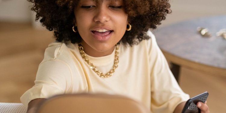 Not Sure When to Toss Your Cosmetics? Here’s A Complete Guide to Beauty Products’ Shelf Life