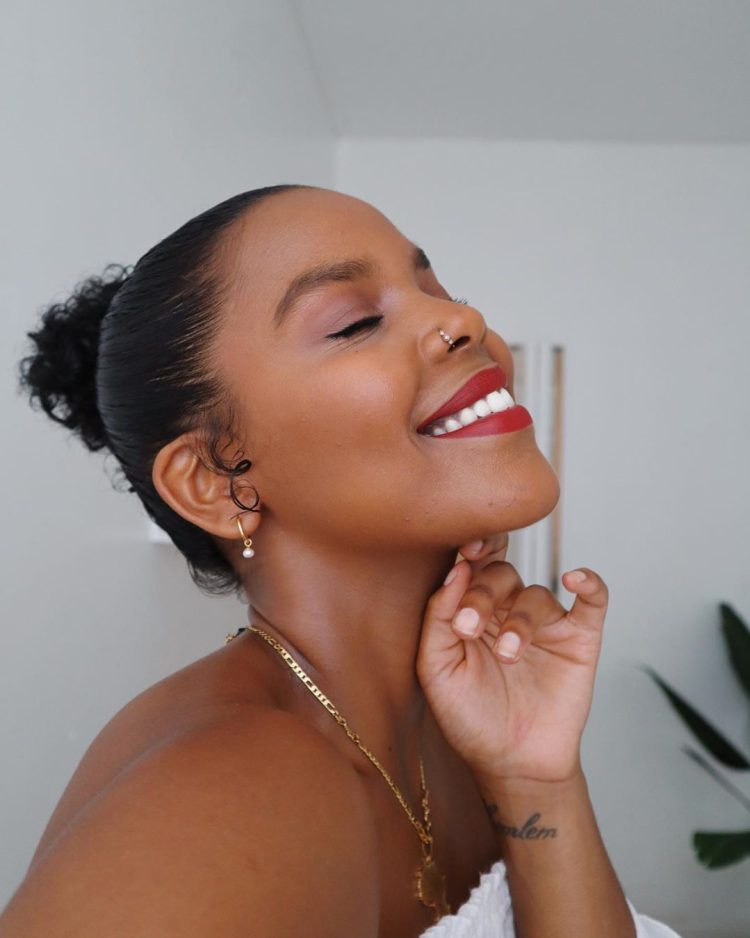 Easy Ways Prevent Dull And Ashy Makeup This Fall