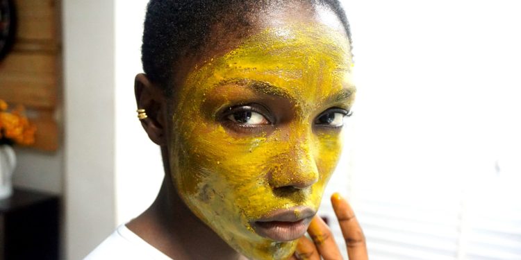 3 Reasons You Should Add Turmeric To Your Beauty Regimen
