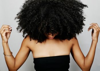 4-Step Wash Day Routine You Should Try To Take Full Advantage Of Summer Hair Growth Season