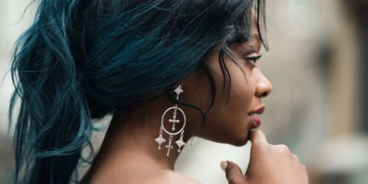 How To Extend The Life Of Your Synthetic Wig