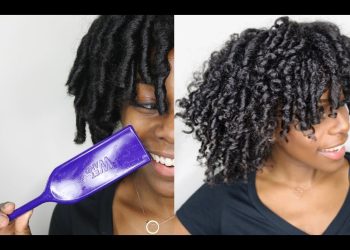 This New Tool Can Give You A Cute Curly Set With No Heat- The Wet Wand