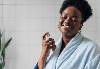 According To Science, These Are The 3 Perfume Scents Men Absolutely Love On Women