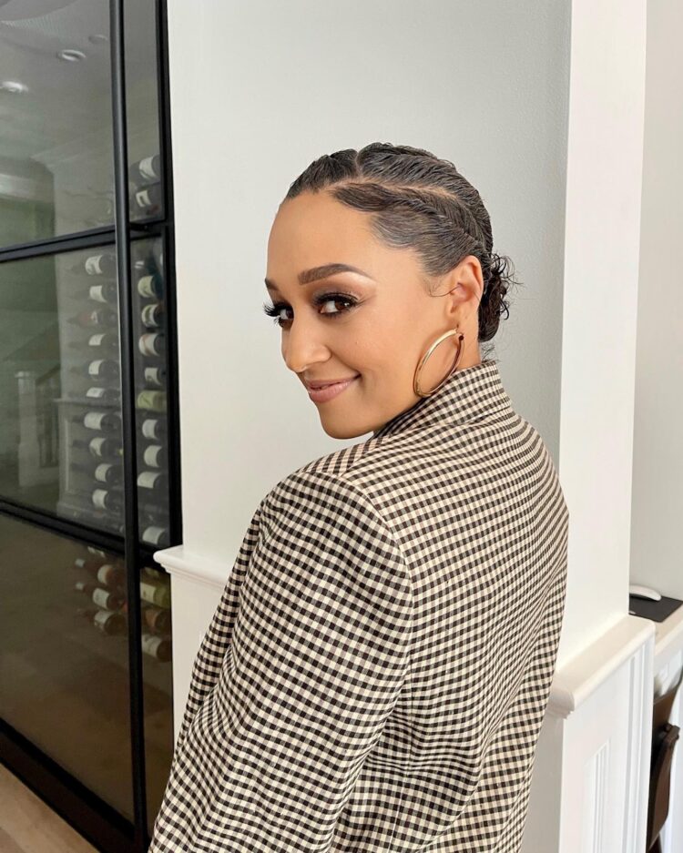 Tia Mowry