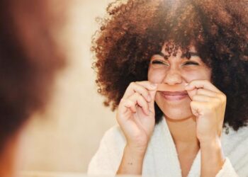 3 of the Best Face Wax Kits To Help You Get Rid of Your Lady ‘Stache