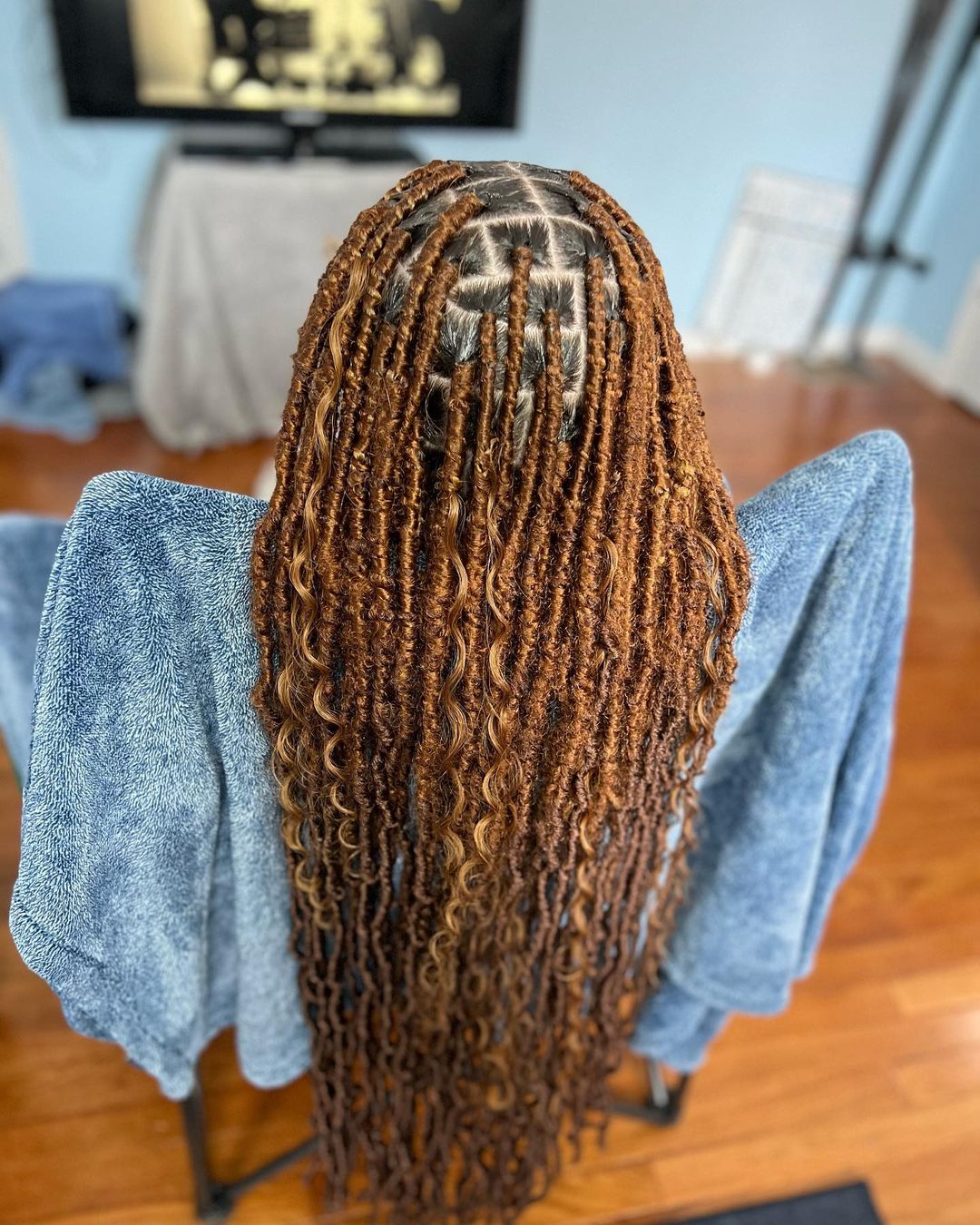 soft locs with curls