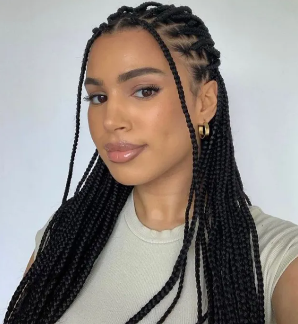 Realistic knotless braids for black women