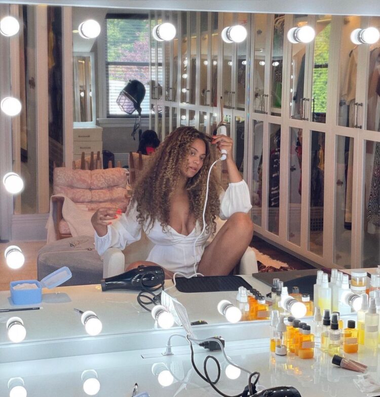 Is Beyonce Dropping A New Haircare line?