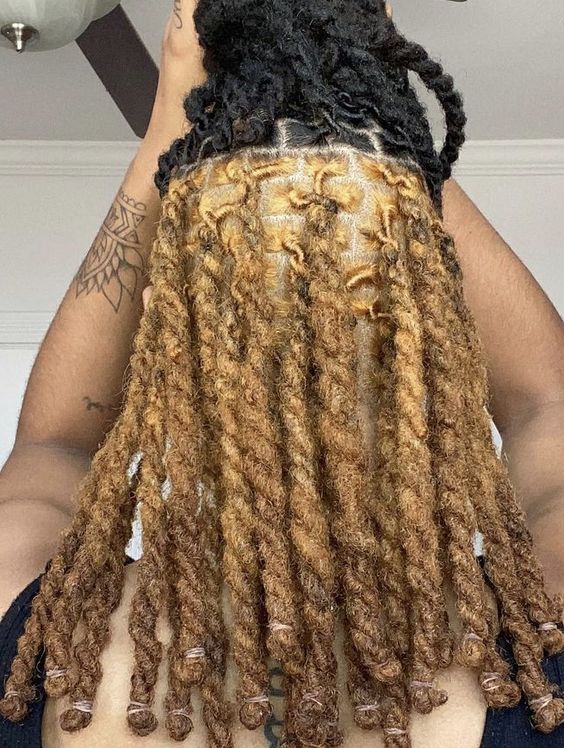 how to style invisible locs