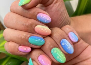 summer dew drop nails