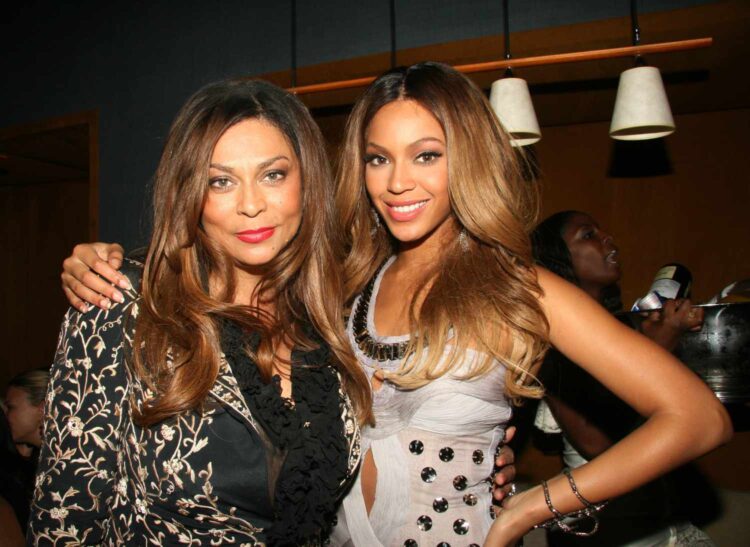 Beyonce, Tina Knowles