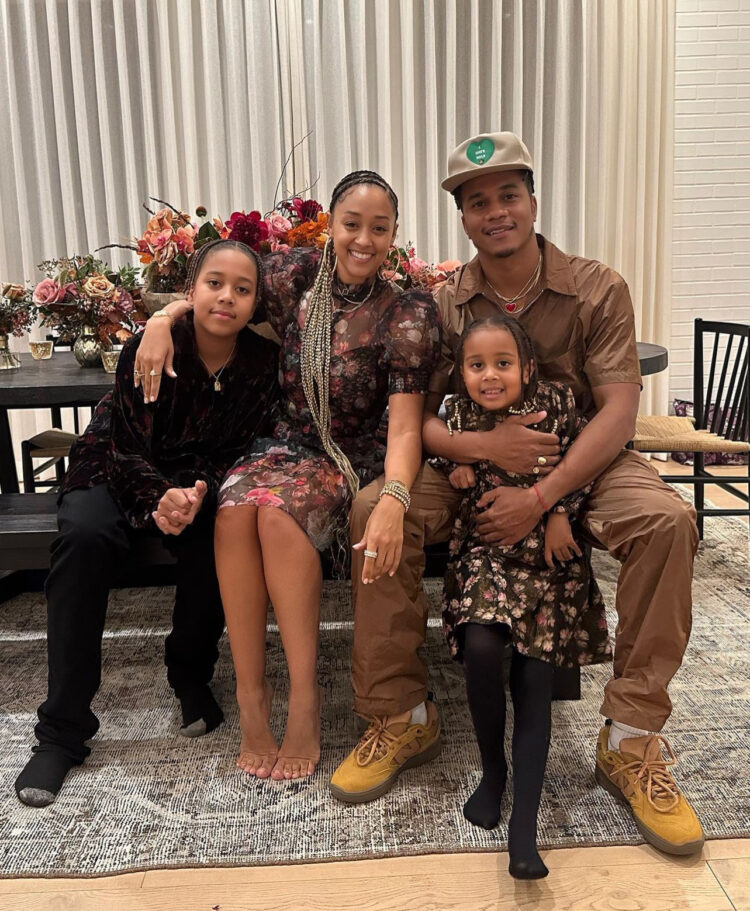 Tia Mowry Poses For Pictures With Ex Cory Hardrict And The Kids For Thanksgiving- “We gone be aright”