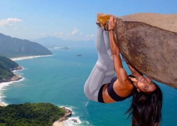 how to avoid tourist traps