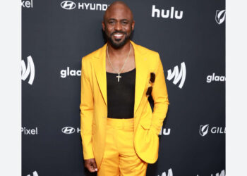 Wayne Brady Wants Us To Know The 'Biggest Misconception' of Being Pansexual: 'Let Me Set You Straight'