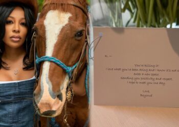 Beyonce Gives K Michelle Her Flowers - 'One of the nicest things EVER, I’m in tears'