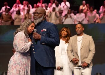 Bishop T.D Jakes retires